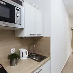 Kampus Palace Отель