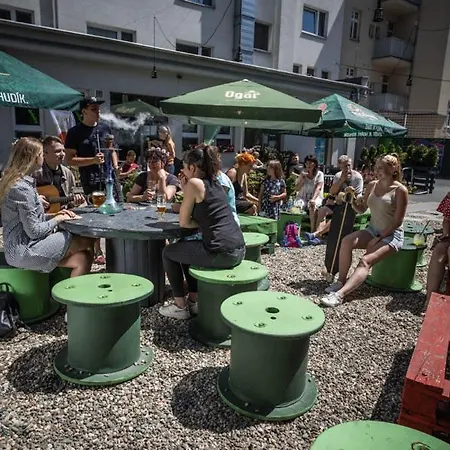 Kampus Palace 酒店 俄斯特拉发