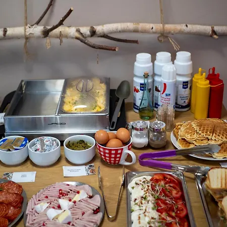 Kampus Palace 酒店 3*