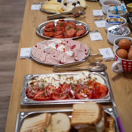 Kampus Palace 酒店