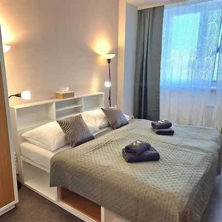 Hotel Kampus Palace *